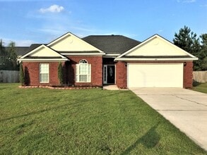 Building Photo - 307 Pebble Dr