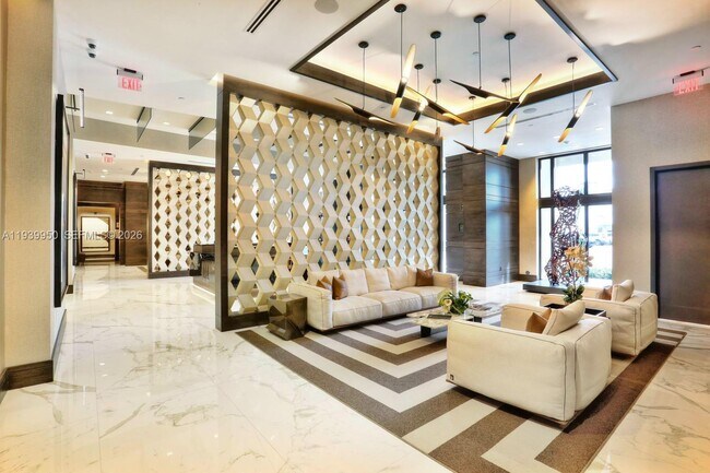 Building Photo - 301 Altara Ave