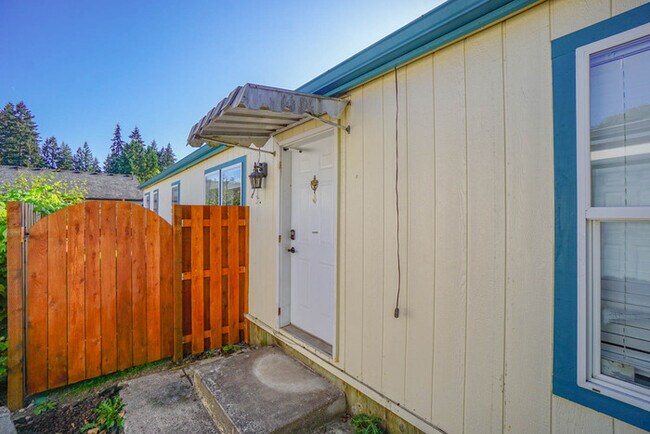 Building Photo - TWO BEDROOM MANUFACTURED HOME IN EAST COUNTY