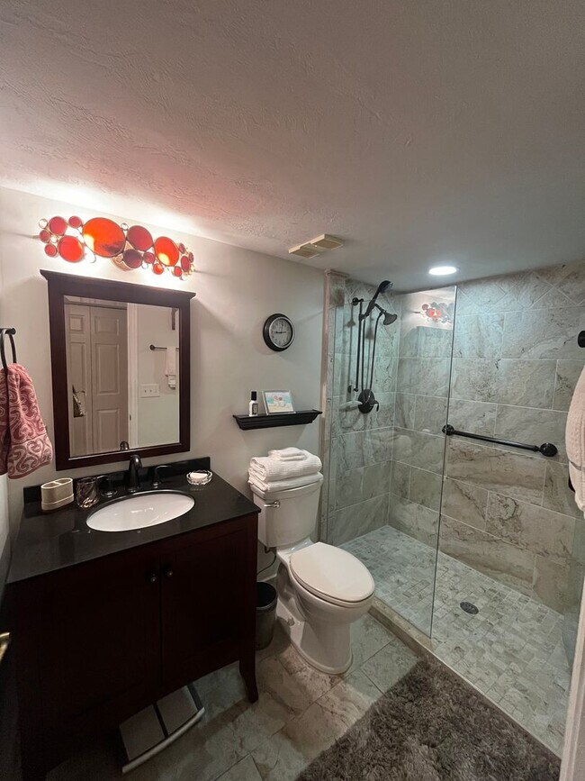 Building Photo - Spacious 1745 sq ft Luxury Furnished Condo at Ormond Heritage – 2BR +, Library/Art Studio, 2.5BA
