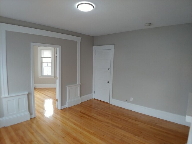 Building Photo - 76 Townsend St