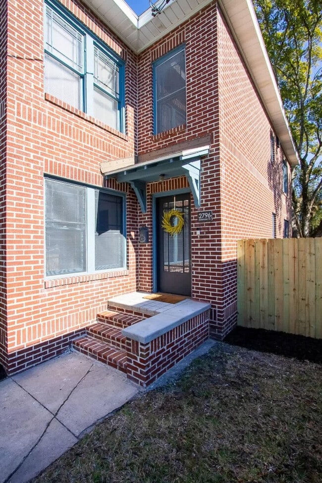 Building Photo - 2786 Downing St