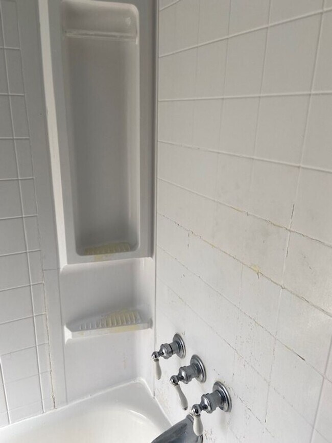 Building Photo - Beautiful 3brm, 2bath Home in Heart of Burns!!