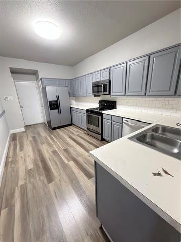 Building Photo - 807 Burr Oak Dr