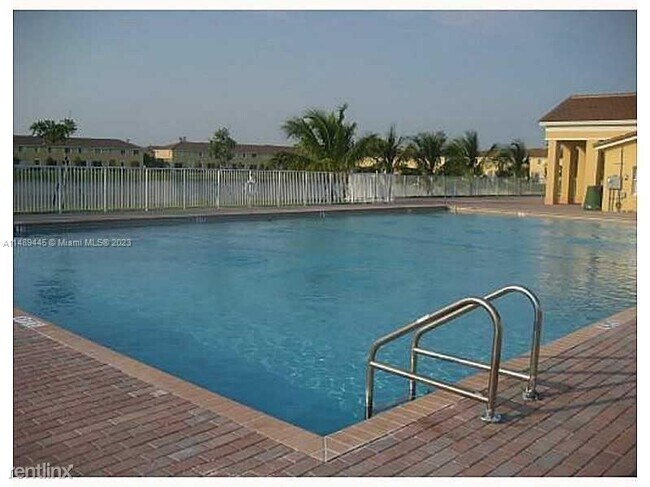 Building Photo - 3 br, 2 bath House - 2735 SE 16th Ave Unit...