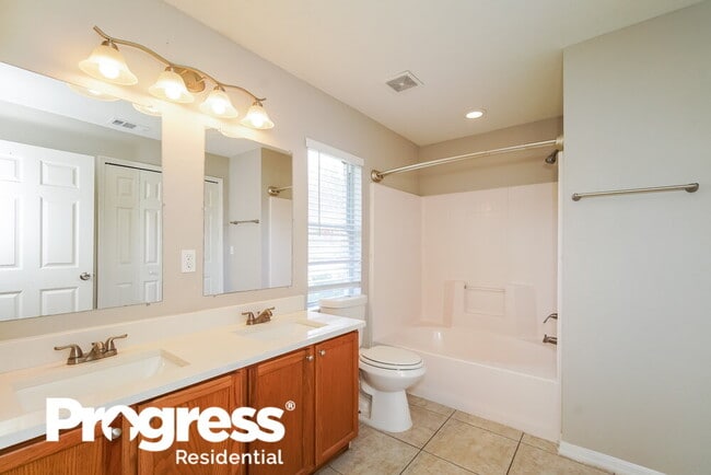 Building Photo - 13743 Riverpath Grove Dr