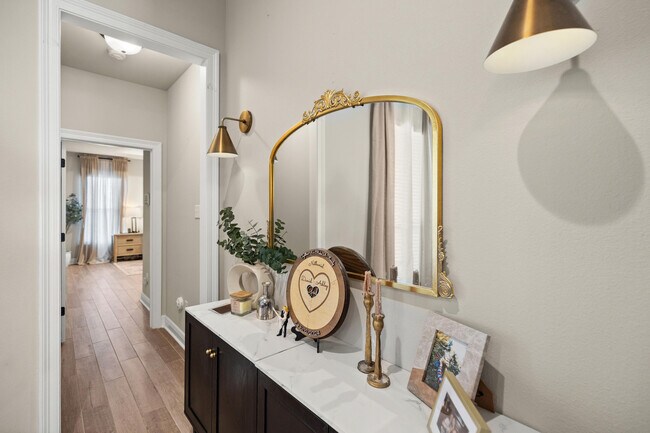 Building Photo - 212 Blaze Blvd