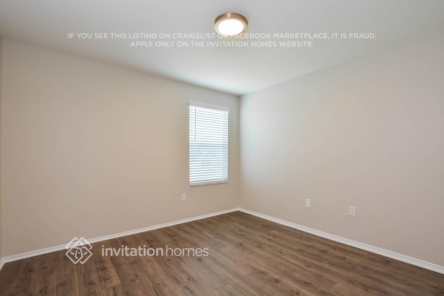 Building Photo - 13743 Laranja St
