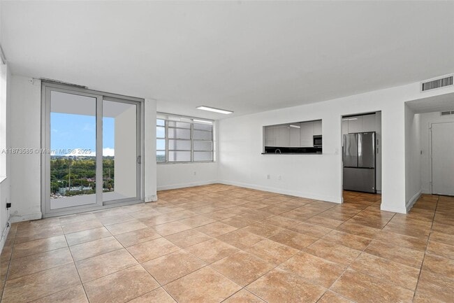 Building Photo - 2750 NE 183rd St