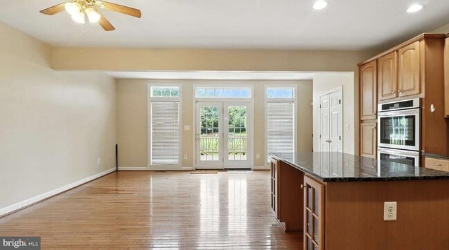 Building Photo - 1572 Penzance Way