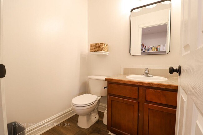 Building Photo - Beautiful 4 bedroom home in Fort Collins