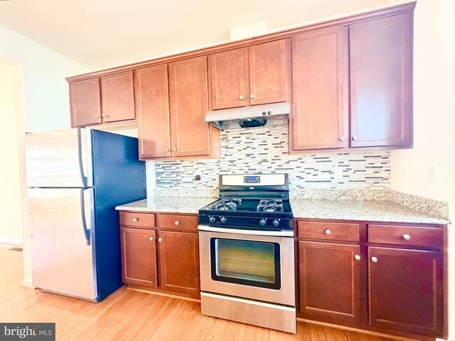 Building Photo - 9918 Veiled Dawn