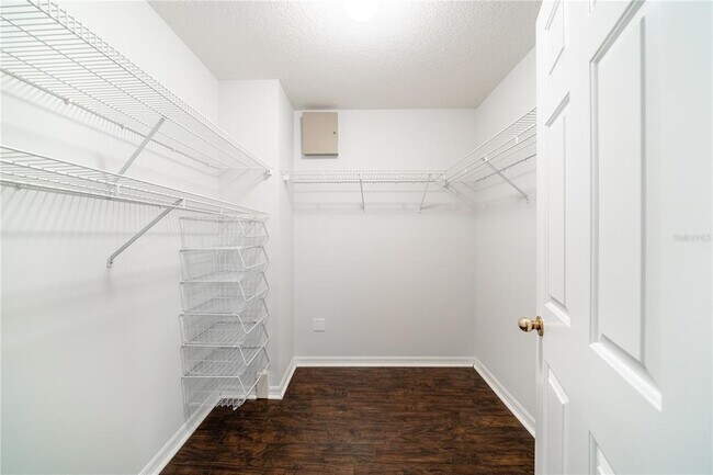 Building Photo - 7136 SW 81st Dr