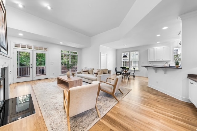 Building Photo - 42 Cheswick Pl