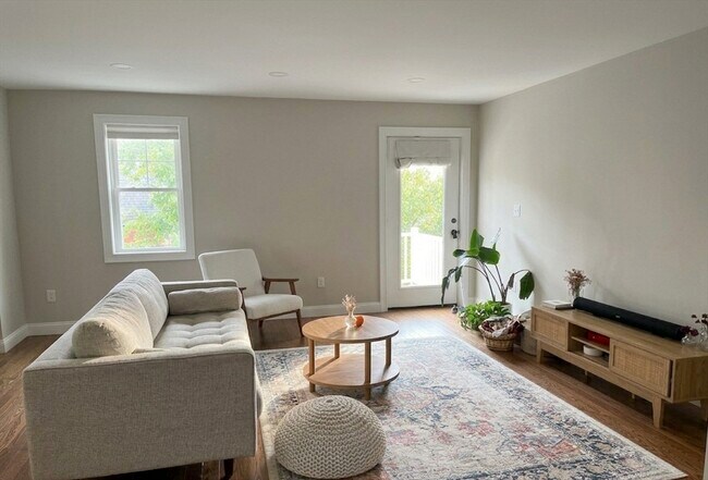 Building Photo - 57 Castine St