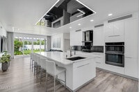 Building Photo - 100 Biltmore Pl