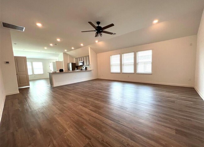 Building Photo - 3011 Azalea Pt