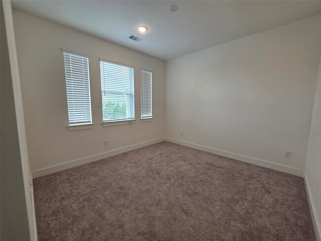Building Photo - 18710 Colorado River Ln