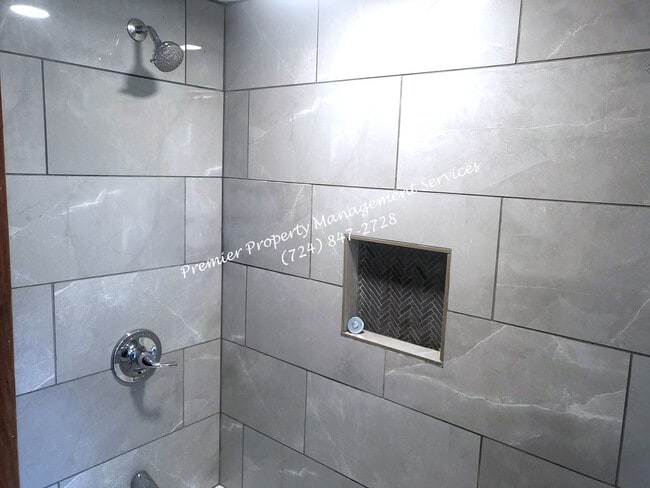 Building Photo - 1303 Wade St