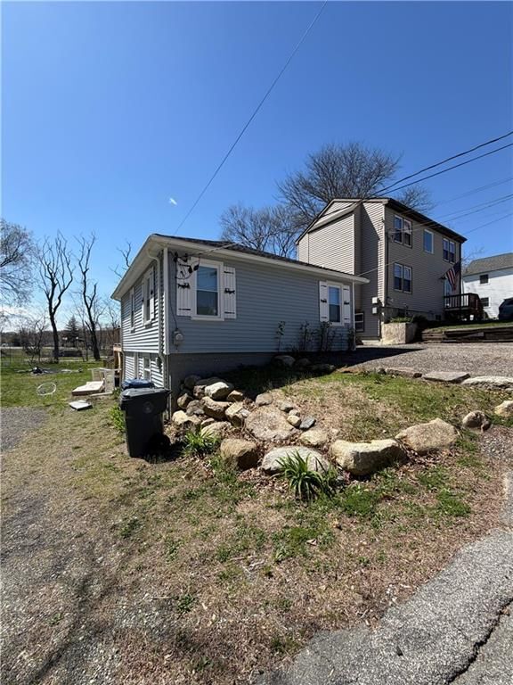 Building Photo - 85 Pleasant St