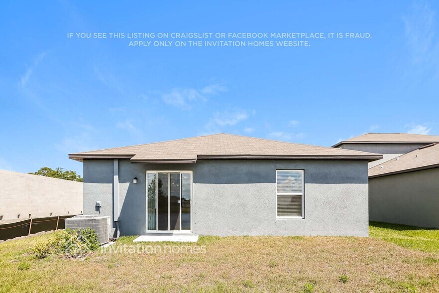 Building Photo - 8652 40th Cir E