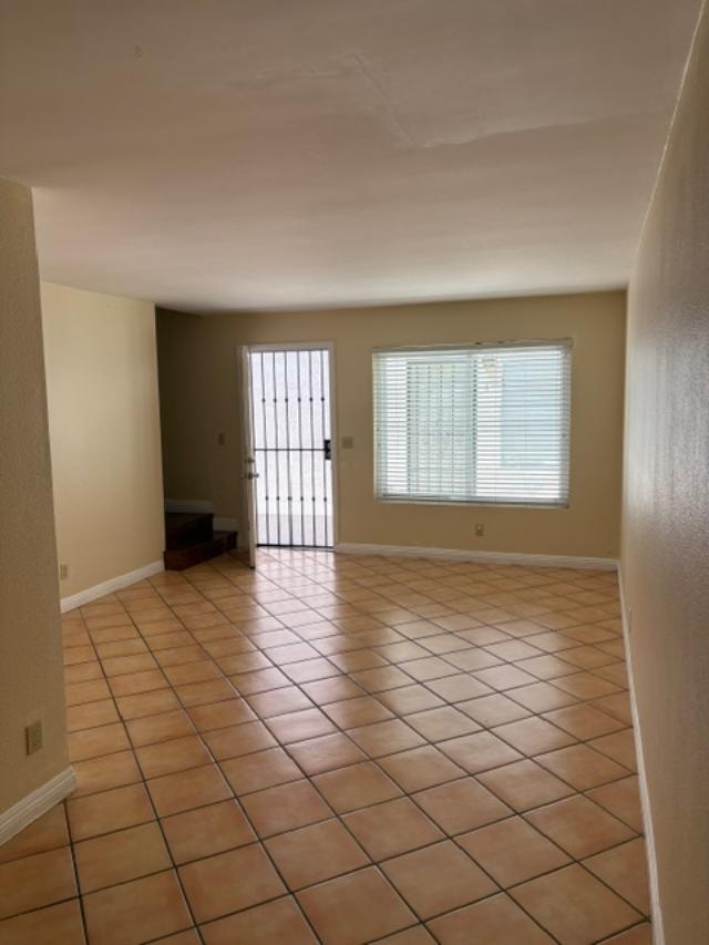 Building Photo - 5725 Linda Vista Rd