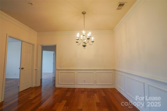 Building Photo - 14774 Via Sorrento Dr