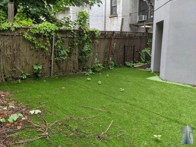 Building Photo - 1 bedroom in BROOKLYN NY 11216