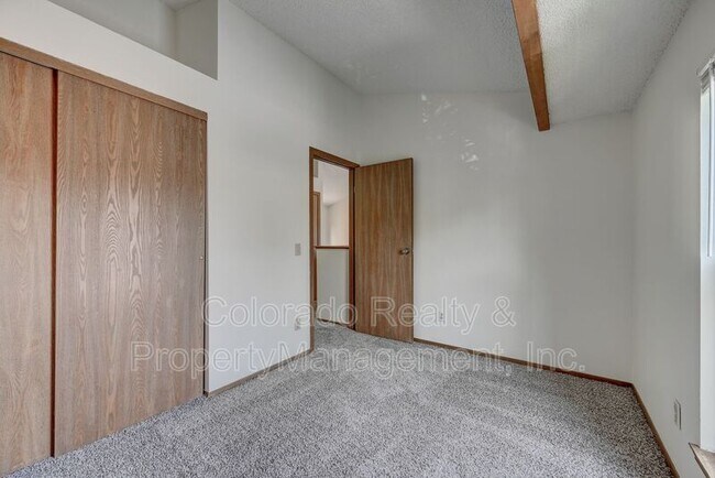 Building Photo - 4154 S Richfield Way