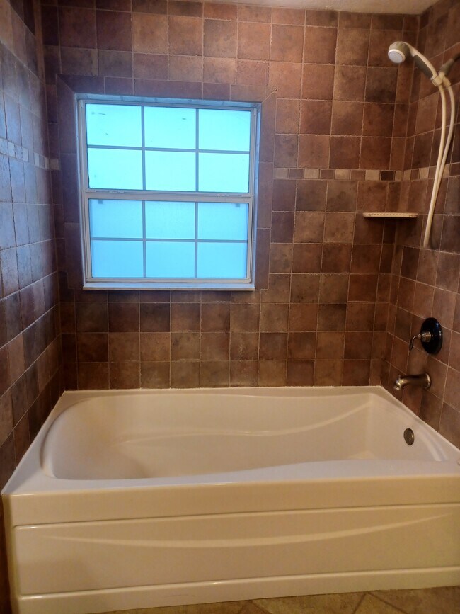 Building Photo - 3160 SE 30th Terrace