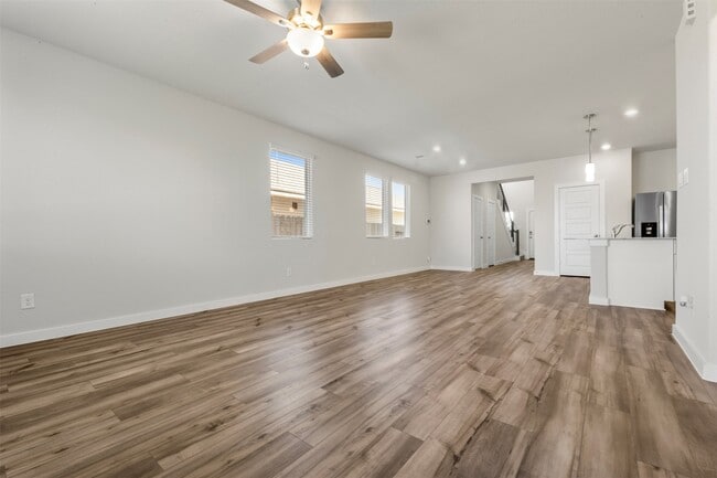 Building Photo - 18719 Chisholm Mdws Dr