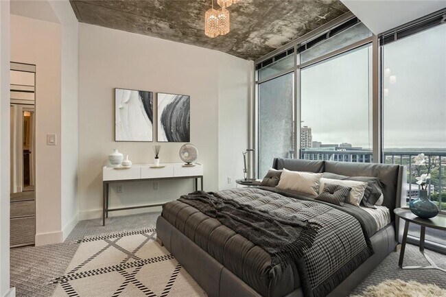 Building Photo - 950 W Peachtree St NW