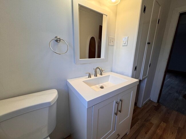 Building Photo - 16 Belmont Ave