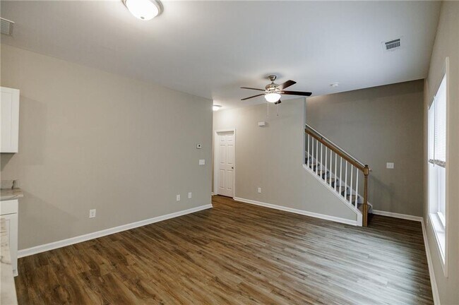 Building Photo - 103 Three Rivers Ct