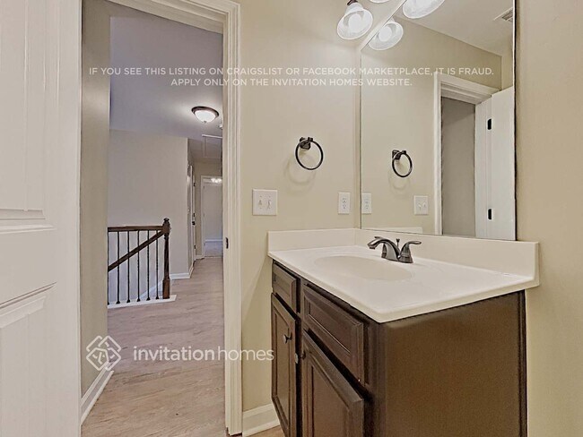 Building Photo - 807 Kite Way