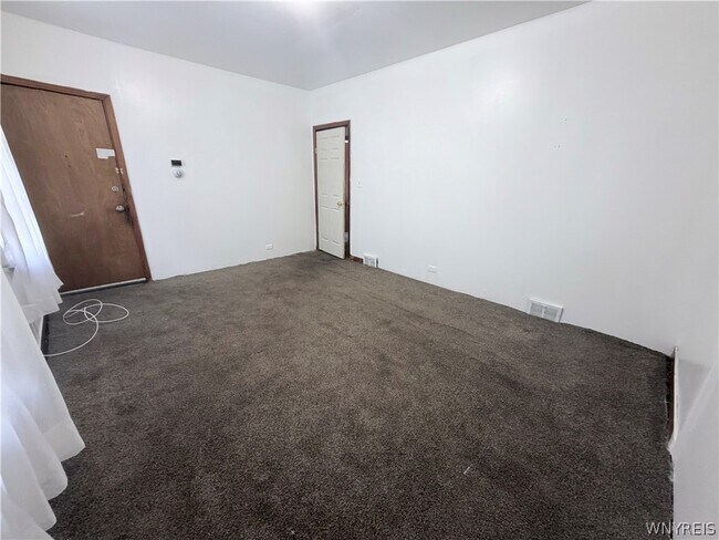 Building Photo - 901 South Park Ave