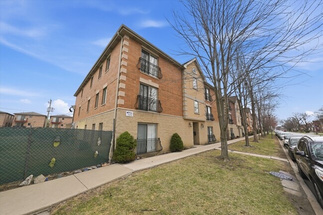 Building Photo - 3423 Ridgeland-102