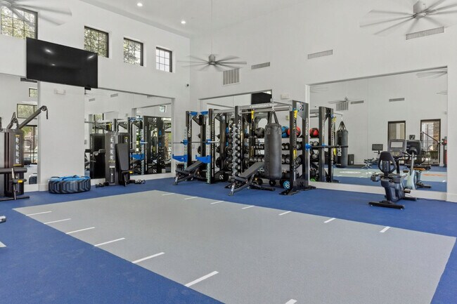 Building Photo - 9450 W Cabela Dr