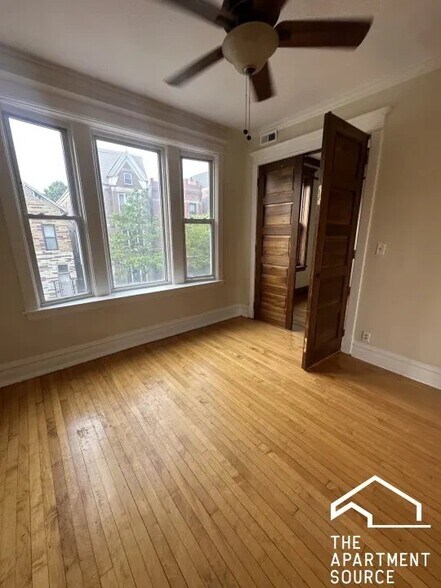 Building Photo - 2241 W 21st St