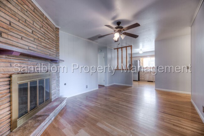 Building Photo - For Lease | Midtown Tulsa | Available Now!