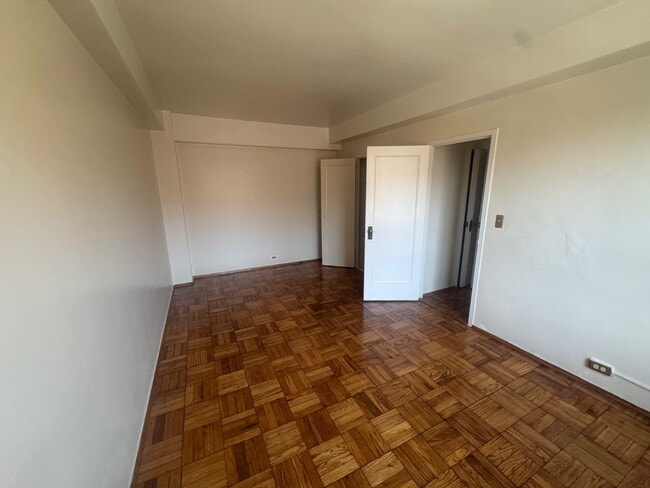 Building Photo - 1409 Metropolitan Ave