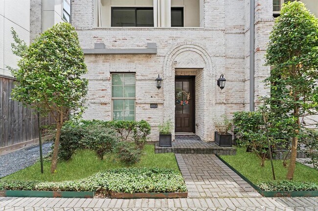 Building Photo - 4053 Leeland St