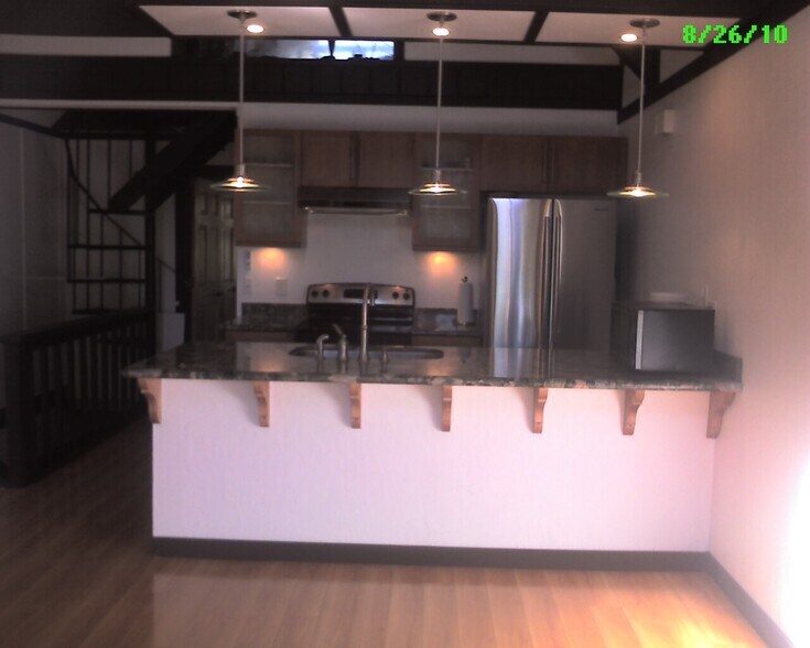 Kitchen - 989 Tahoe Boulevard