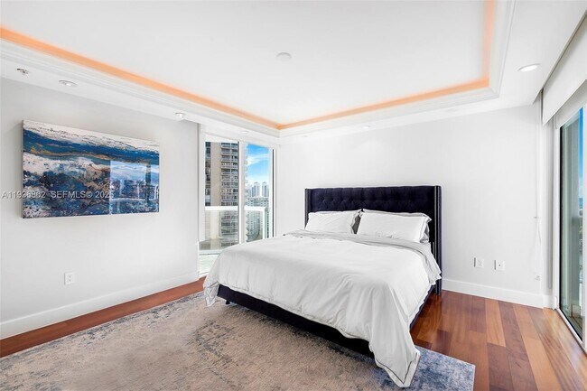 Building Photo - 19400 Turnberry Way