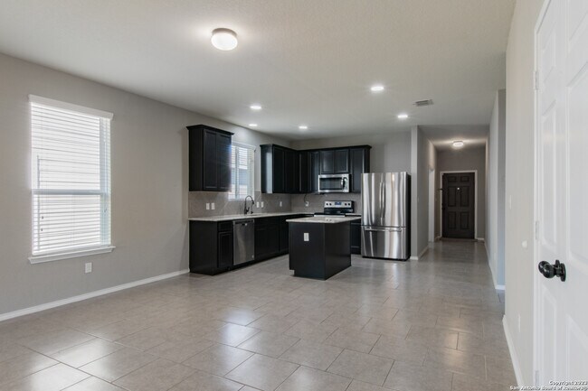 Building Photo - 10506 Castello Cyn