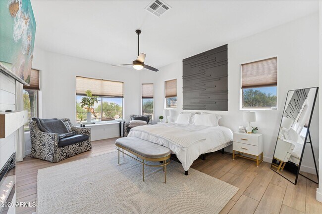 Building Photo - 14604 E Peak View Rd