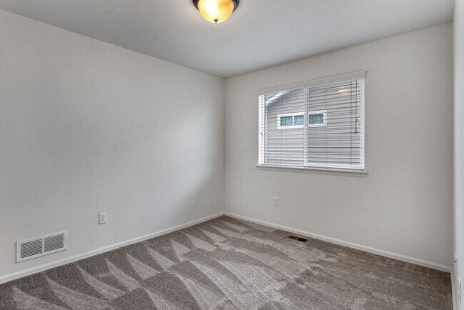 Building Photo - Spacious Greeley Home with Modern Comforts & Great Location