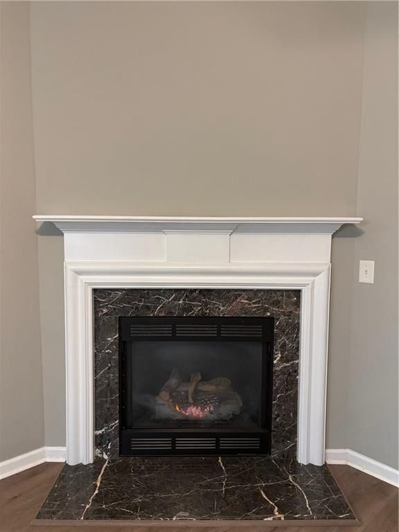 Building Photo - 303 Barberry Pl