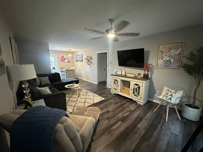 Building Photo - Jacksonville Rental!