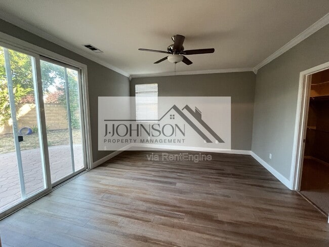 Building Photo - 969 Monarch Ct